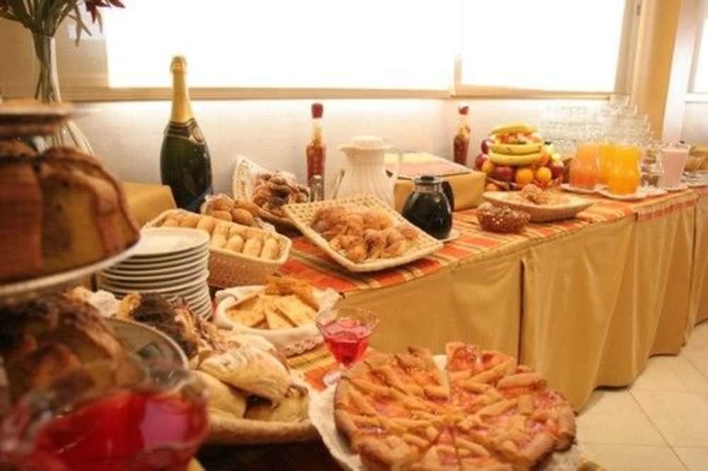 Ritz Hotel Mendoza Zewnętrze zdjęcie